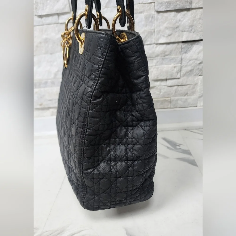 Lady Dior Medium - Picture 4 of 12